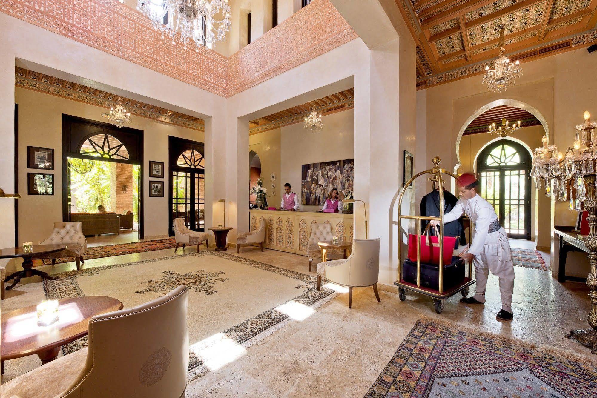 Tigmiza Boutique Hotel & Spa Ouled Jelal Exterior foto The lobby of the hotel